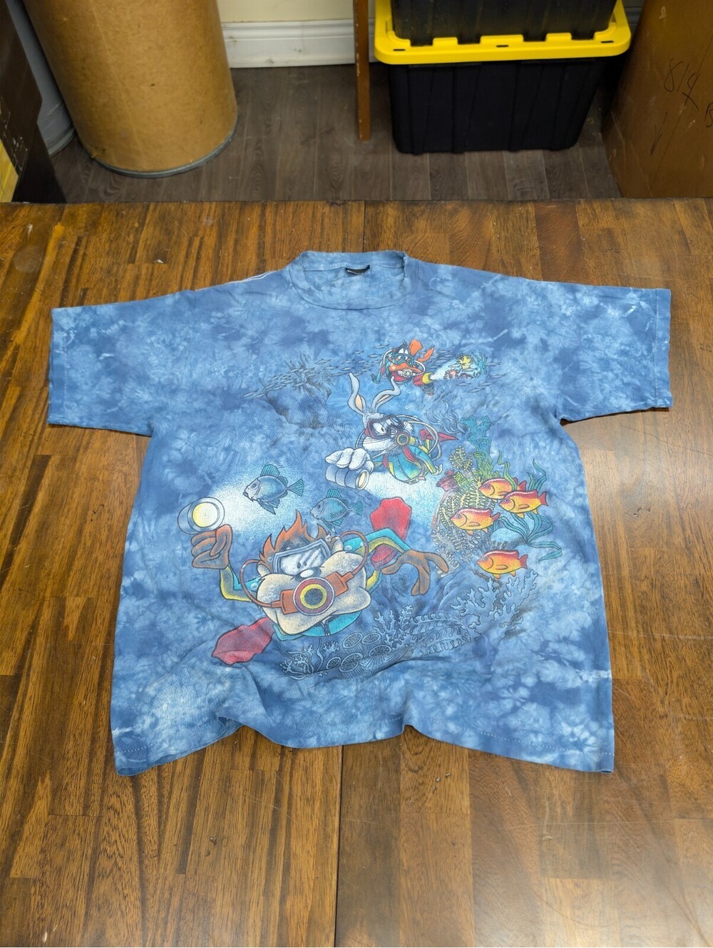 Looney Tunes Taz Bugs Bunny Scuba Tie Dye Shirt Size XL